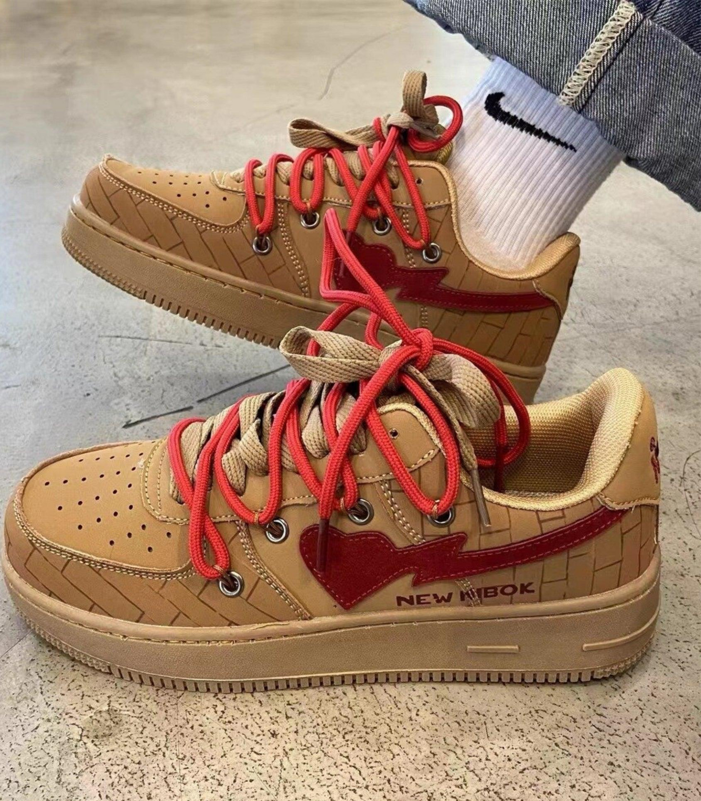 Sneakers met Hartdetail – Comfort en Stijl in Eén
