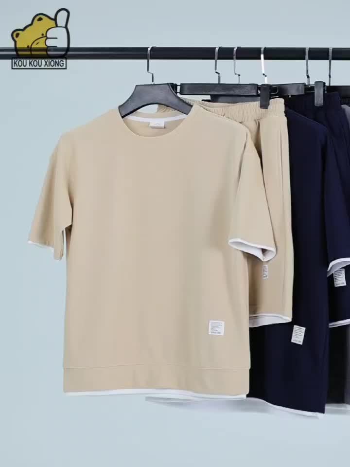 Moderne ademende heren zomerset – T-shirt & shorts