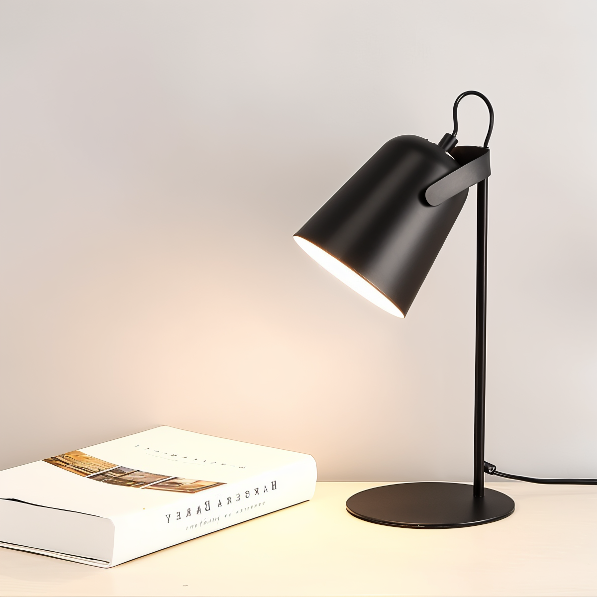Scandinavische Gele Tafellamp – Minimalistisch Design