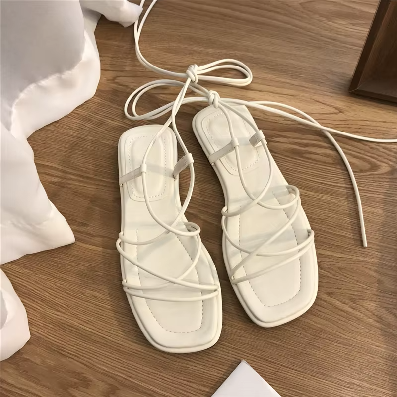 Vetersandalen met Vierkante Neus – Plat en Stijlvol