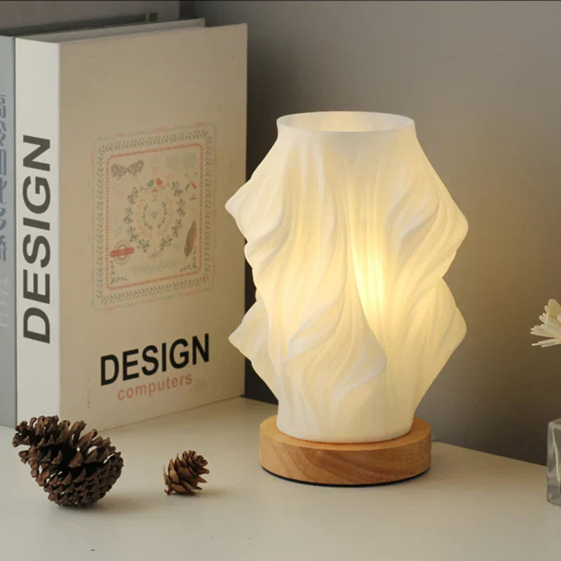 Design LED Tafellamp met Swirl Effect – Modern & Dimbaar Licht