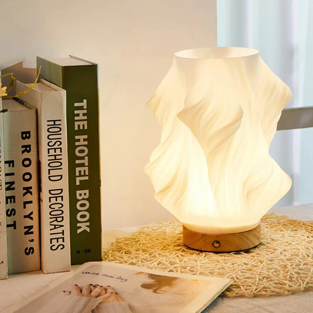 Design LED Tafellamp met Swirl Effect – Modern & Dimbaar Licht