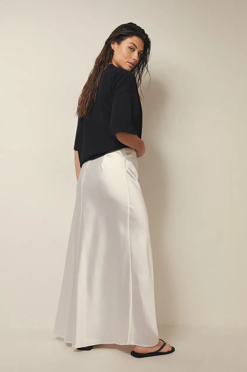 Satijnen Midirok Dames – Tijdloze Elegantie en Comfort
