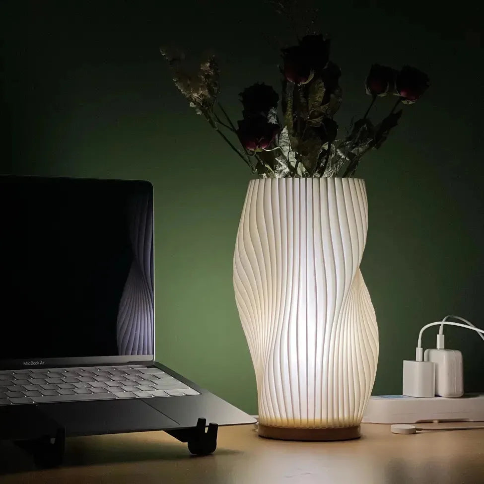 Design LED Tafellamp met Swirl Effect – Modern & Dimbaar Licht